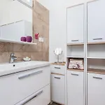 With Sea View I Дом отдыха Оребич