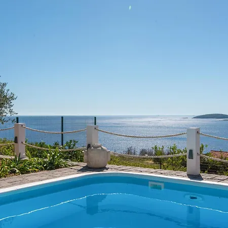 Gorgeous Home In Orebic With Wifi * Orebić