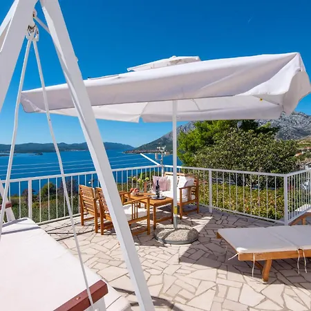 度假居 With Sea View I *