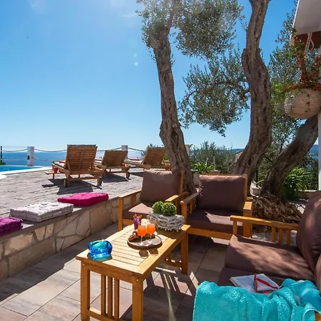 With Sea View I 奥瑞比克