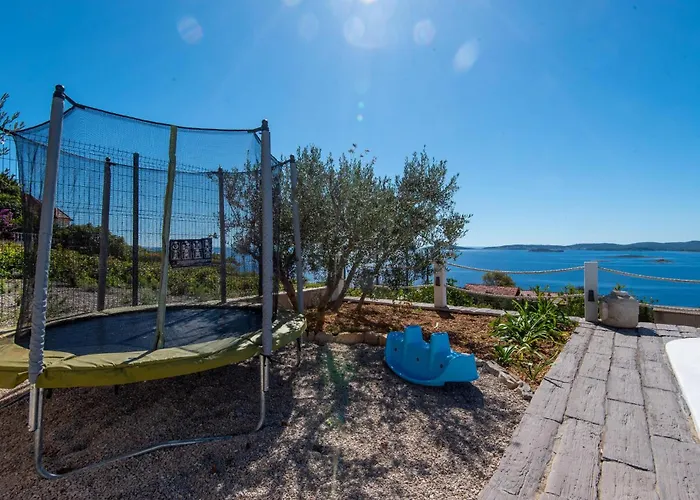 With Sea View I Prázdninový dům *