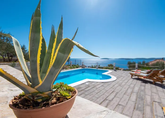 With Sea View I Prázdninový dům *